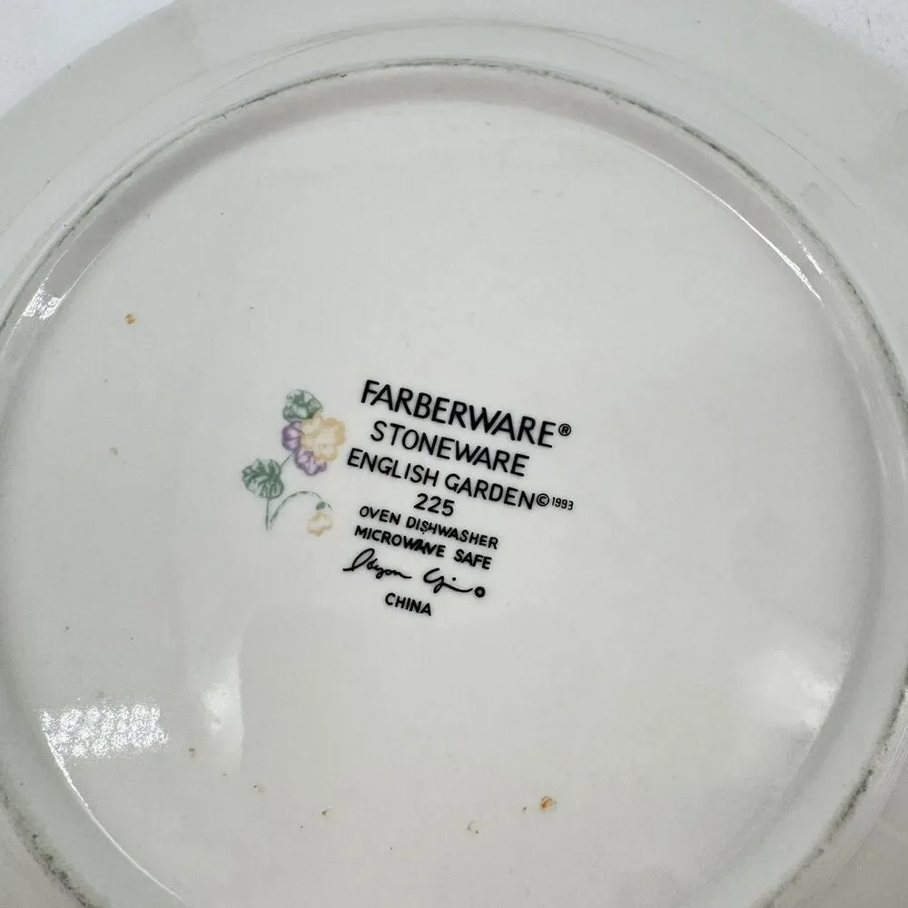 Vintage 1993 Farberware English Garden #225 Set of 4 Salad Plates 7 1/2”